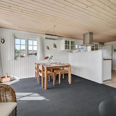 Ekatarina - 125m From The Sea In Se Jutland By Interhome Holiday home Juelsminde (Hedensted)