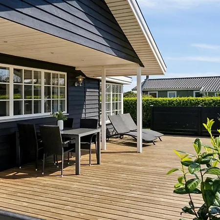 Nyaraló Ekatarina - 125m From The Sea By Interhome